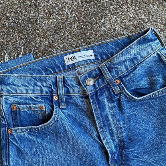 Zara Demin Jeans w/ Raw Hem - Picture 6 of 6